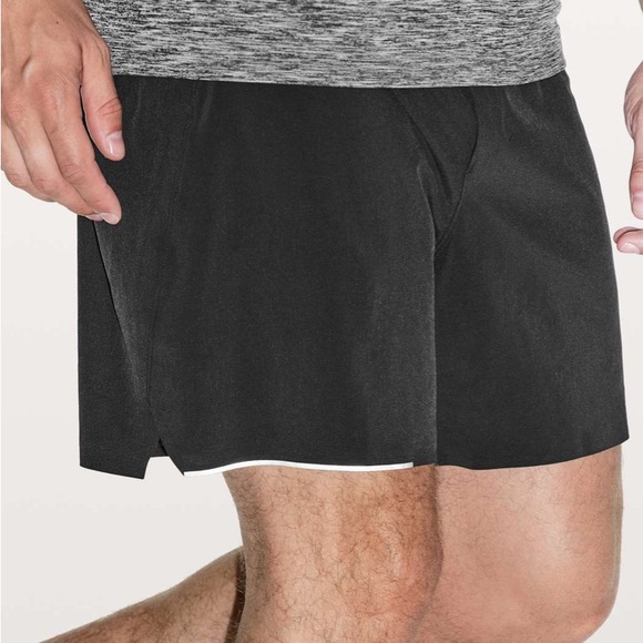 Lululemon Surge Short 6" Black Men’s Running Shorts Size M - Picture 1 of 14